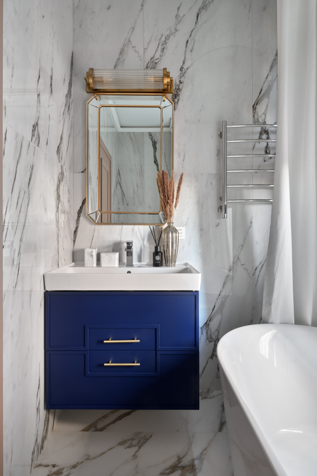 Квартира в Москве с ванной мечты. Дизайнер Виктория Байкова. Публикация ИВД.