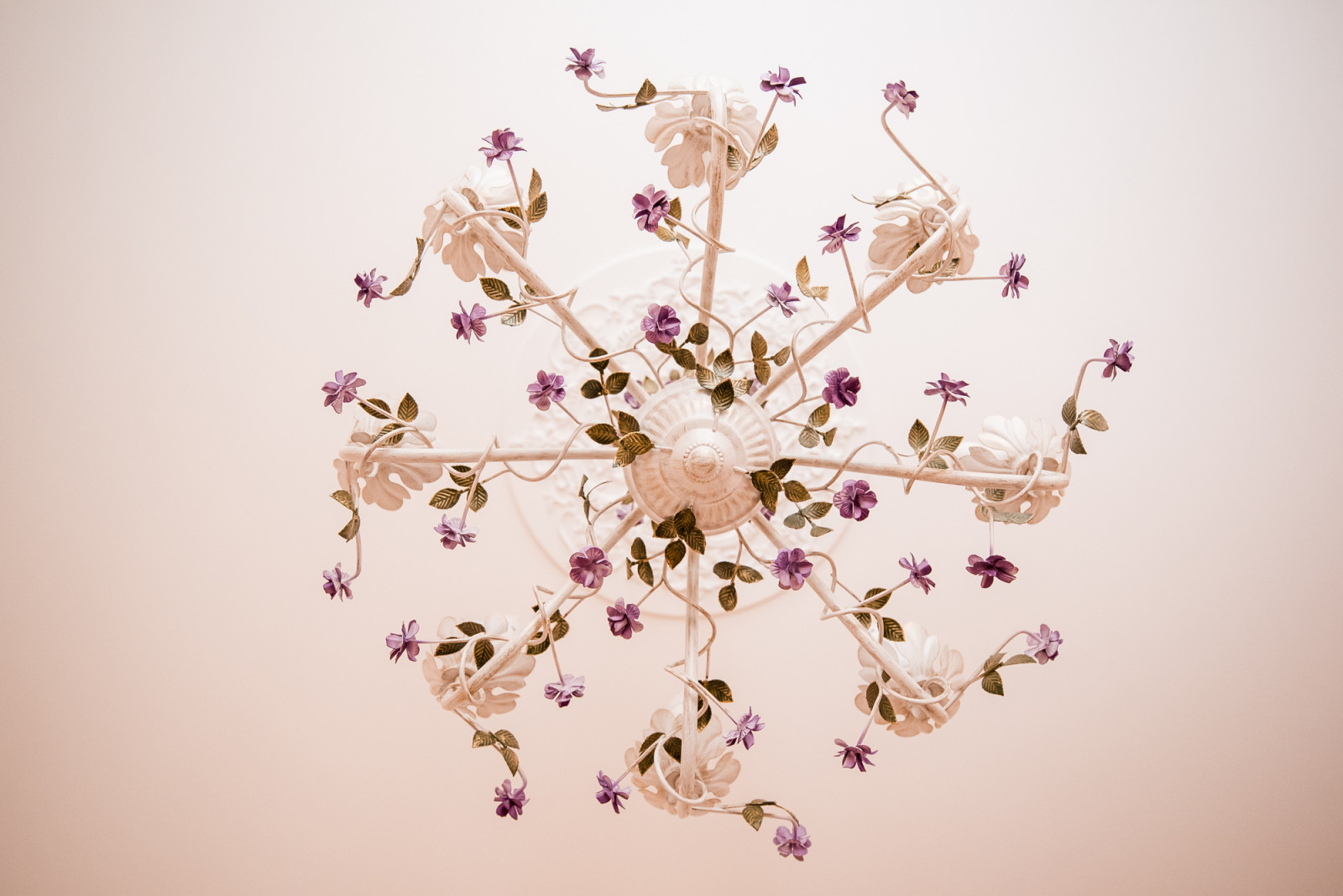 Трехкомнатная квартира «под ключ» с нуля по дизайн-проекту.Дизайнер Виктория Бар