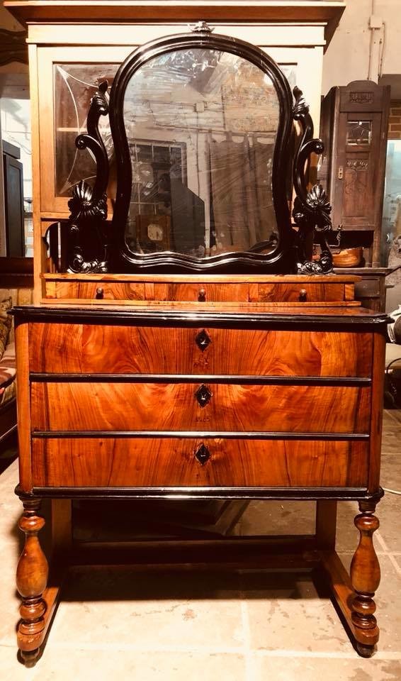 Обложка проекта: Реставрация комода с зеркалом, середина XIX века
