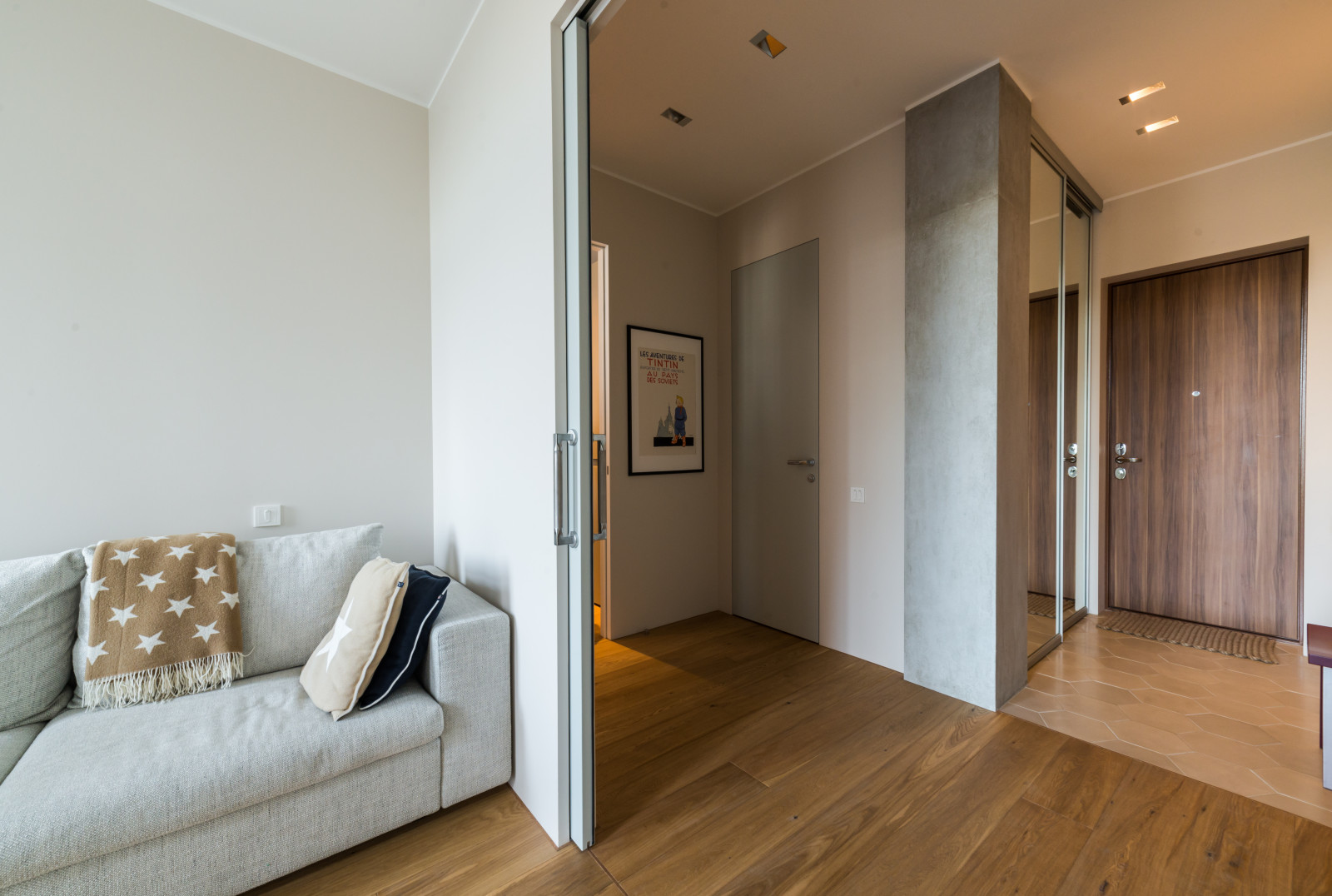 В гостях: Квартира в бетоне рядом с Таврическим садом