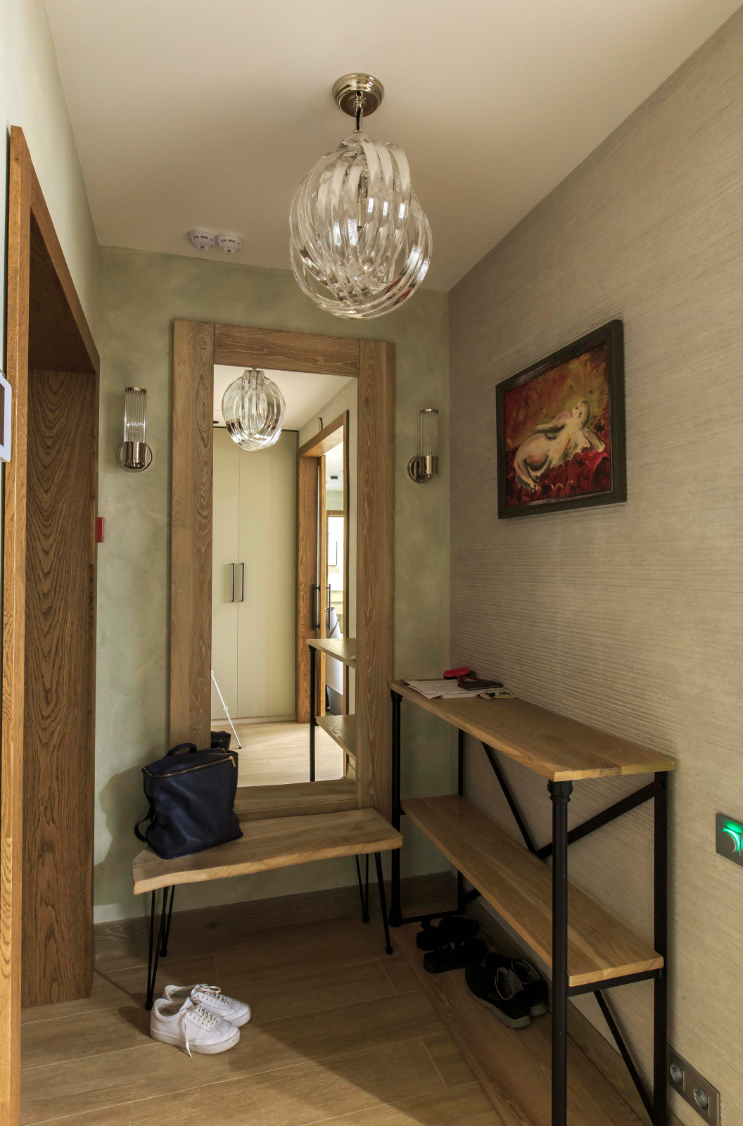 Обложка проекта: Минимализм с элементами лофта