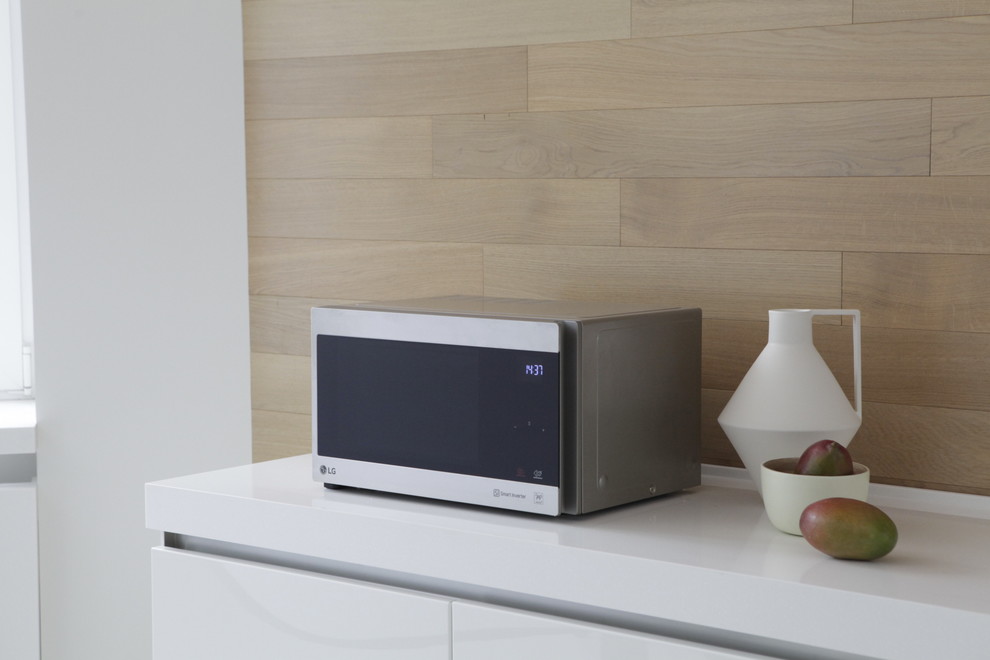 LG NeoChef в интерьере