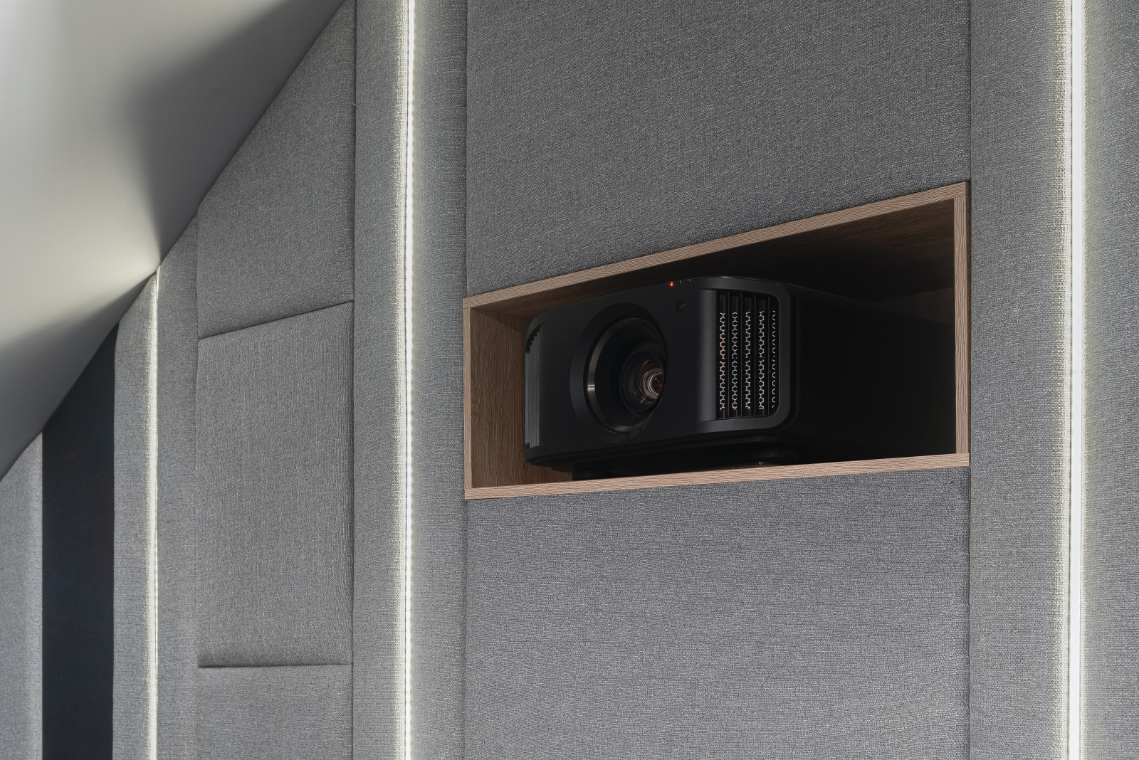 Персональный кинозал, Лужки-2