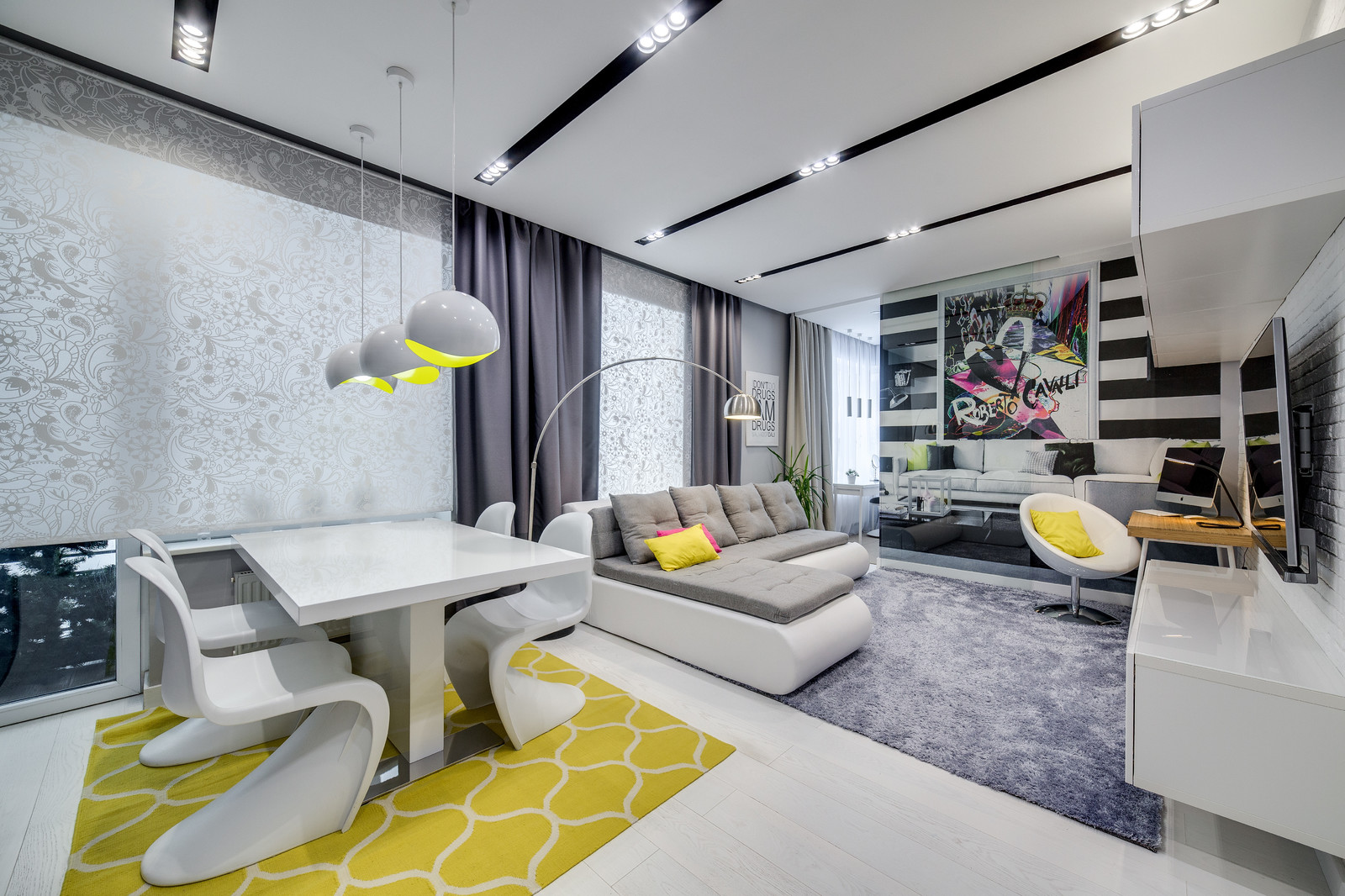 СТИРАЯ ГРАНИЦЫ