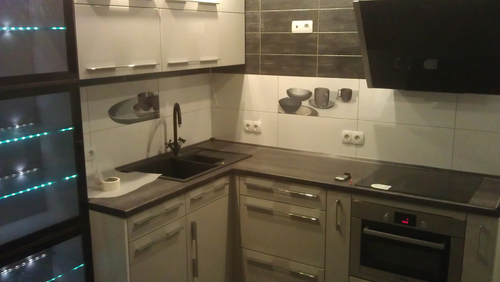 Обложка проекта: Кухня для высоких людей