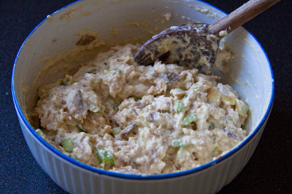 DIY: Пирог-солнце из слоеного теста, сыра и овощей