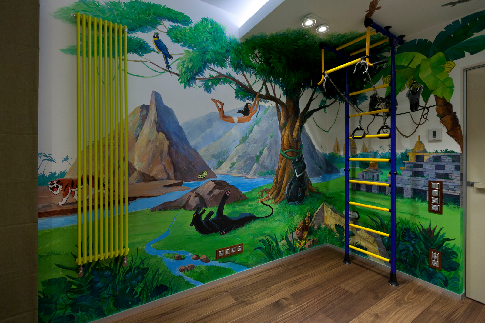 Квартира в Москве "Шалфей и тик"