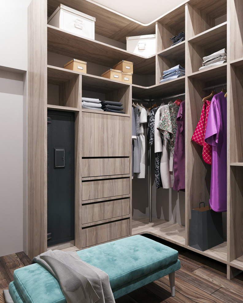 Квартира с тремя спальнями,  площадью 144 м 2