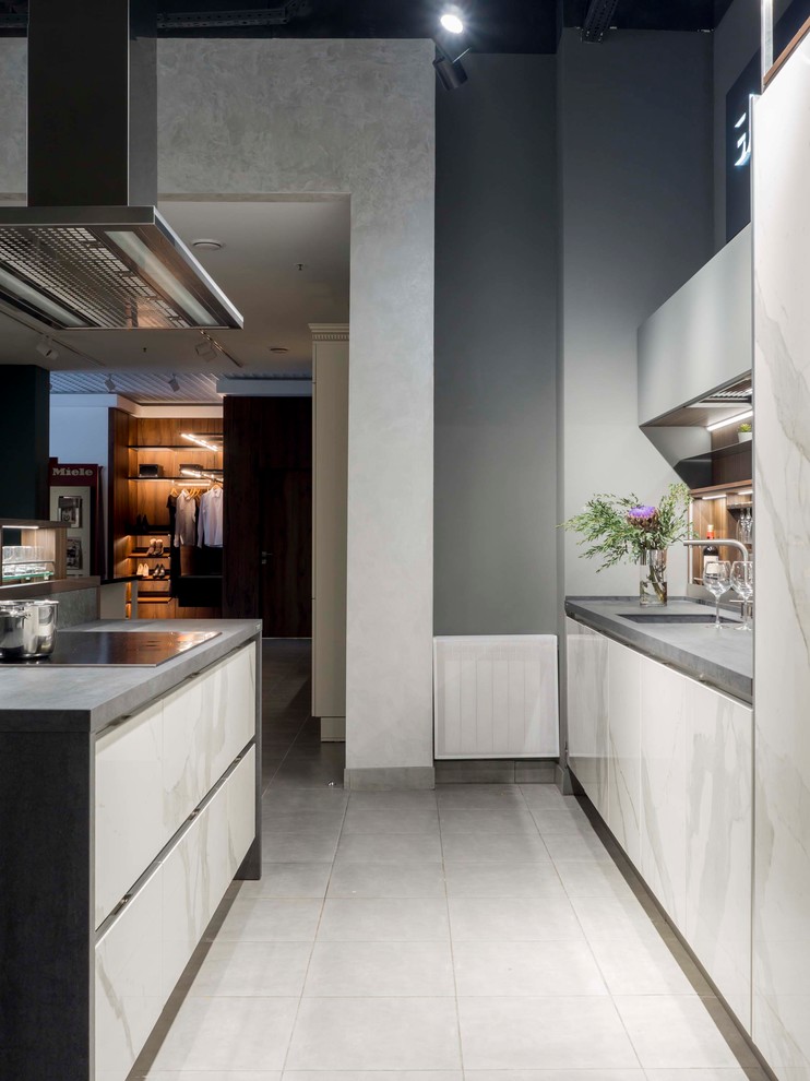 Giulia Novars, Нижний Новгород, ул. Горького 260