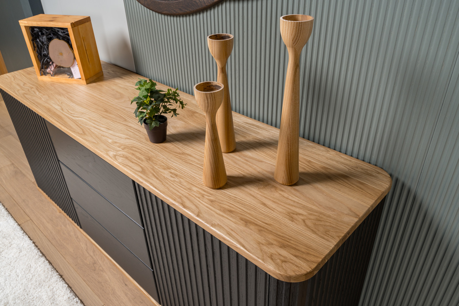 Мебель из массива дуба