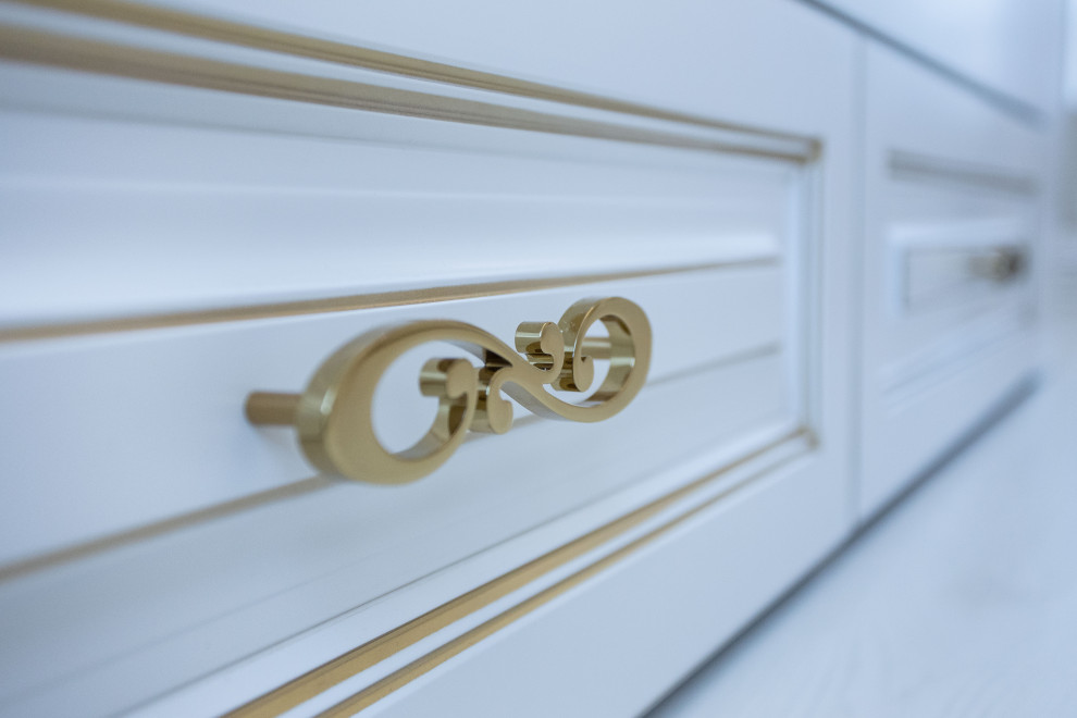 Кровать в классическом стиле