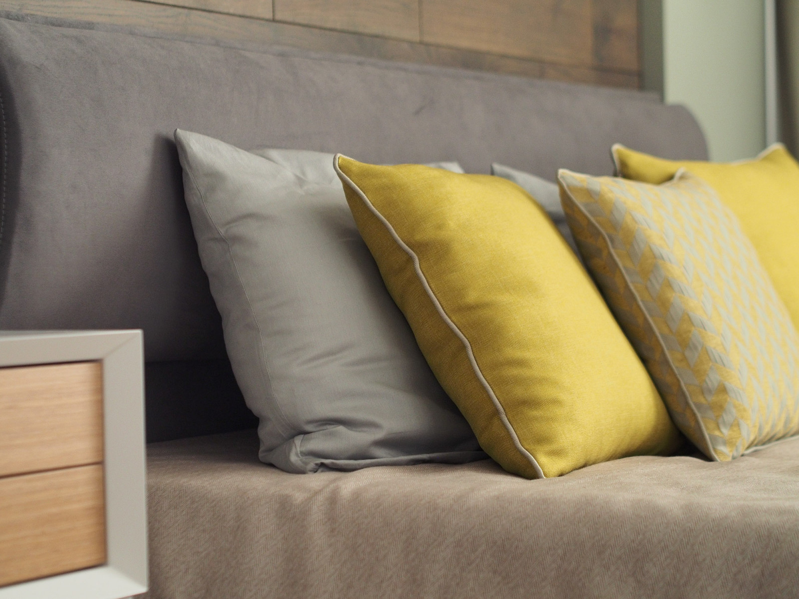 Обложка проекта: Текстильное оформление для Квартиры на Шипиловском проезде