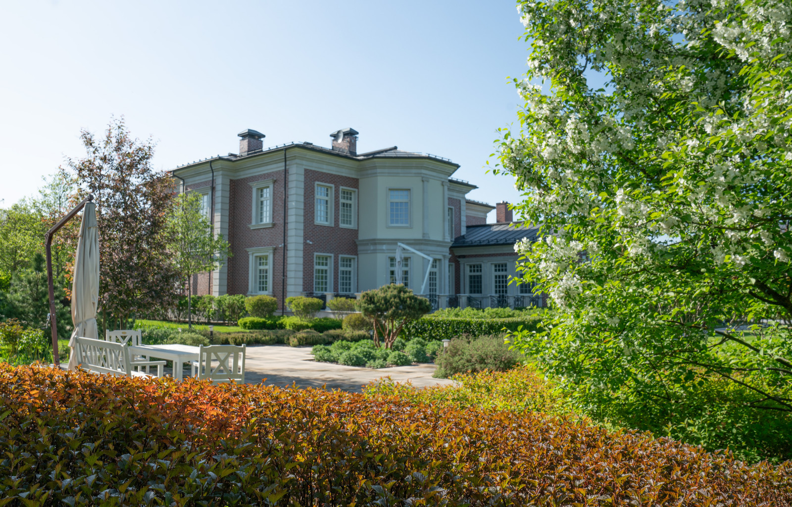 Английская неоклассика в КП Парквилл. 2019 г.