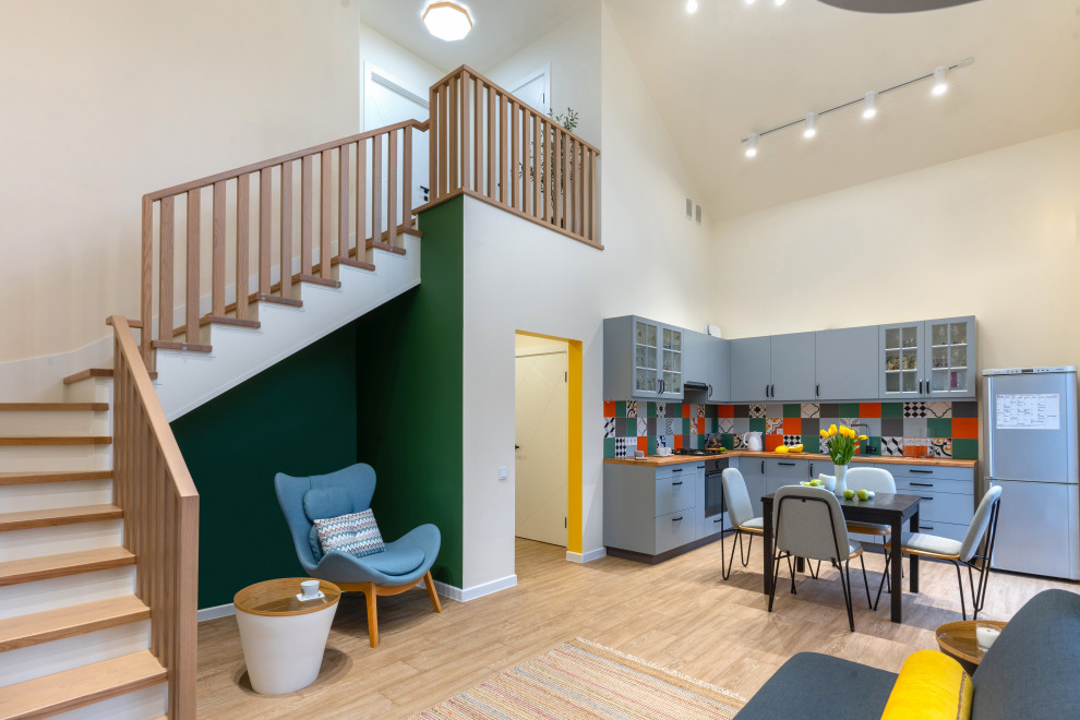 Яркий дом для молодой семьи