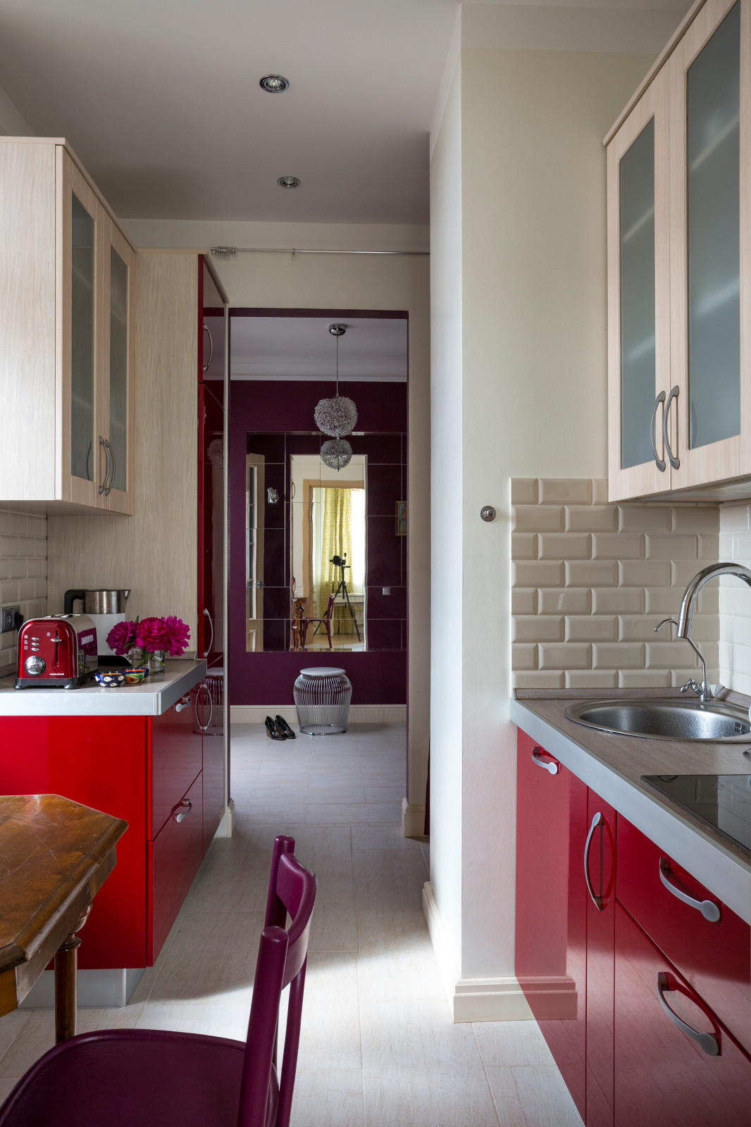 Геометрия и Цвет с плиткой Metro