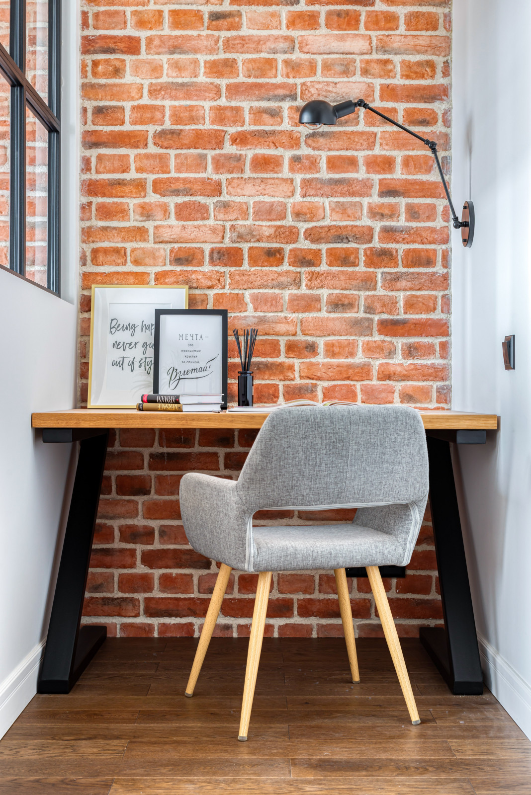 Студия в стиле лофт для холостяка: зона кухни