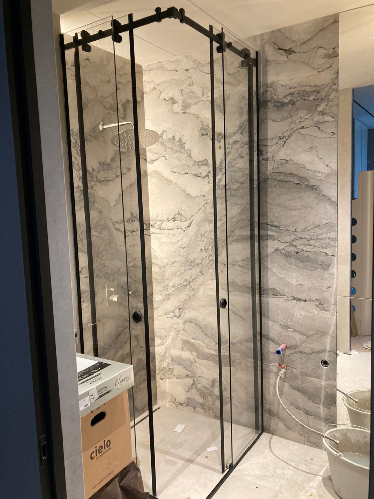 Душевая кабина/ванная комната