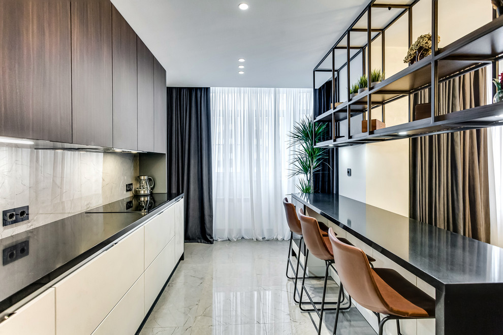 Фото реализации проекта "Квартира в доме с часами"