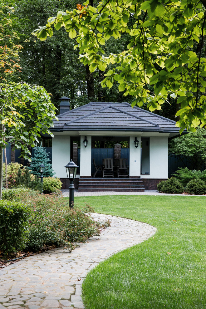 Строгая лазурь