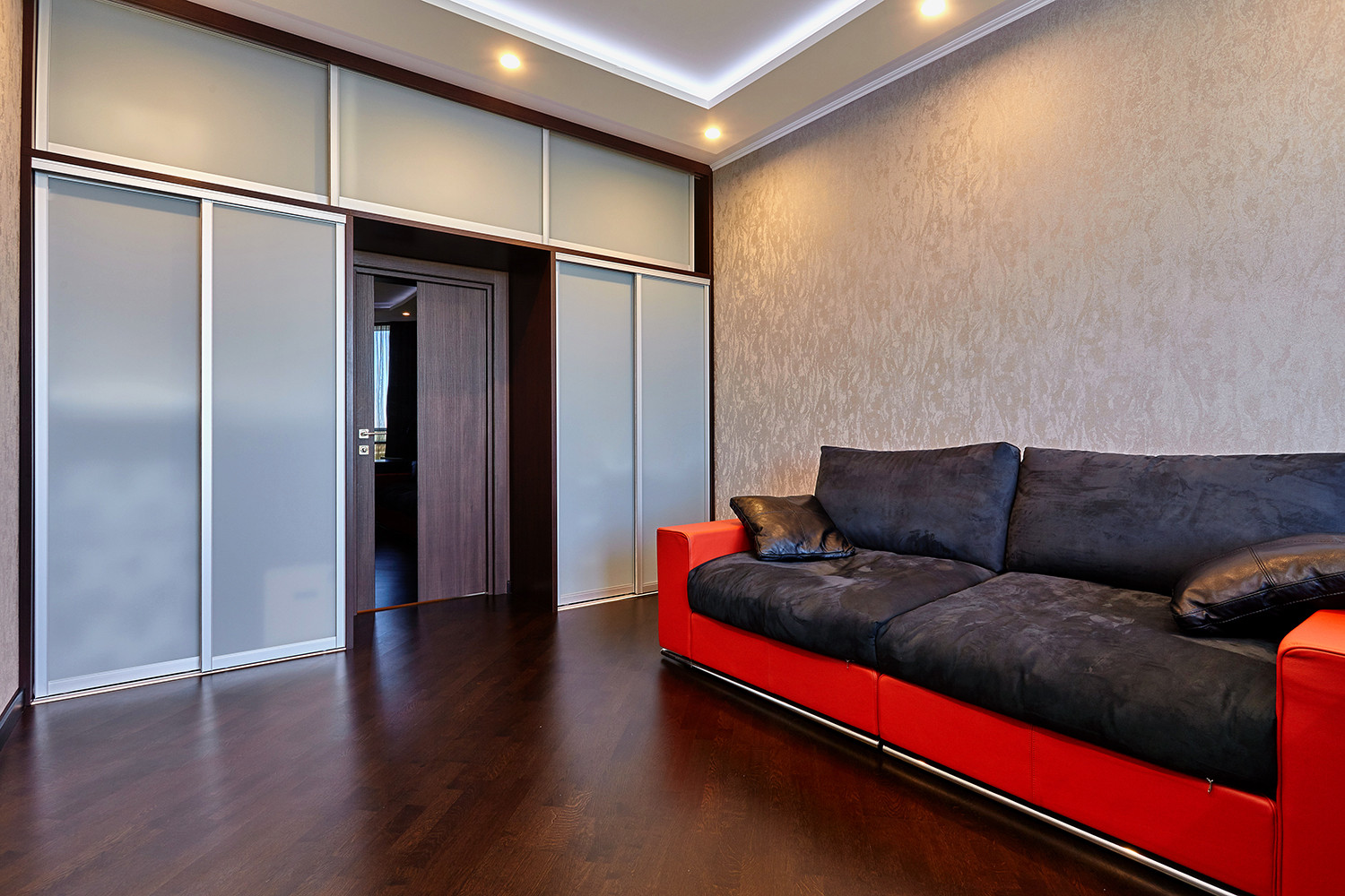 054 Квартира