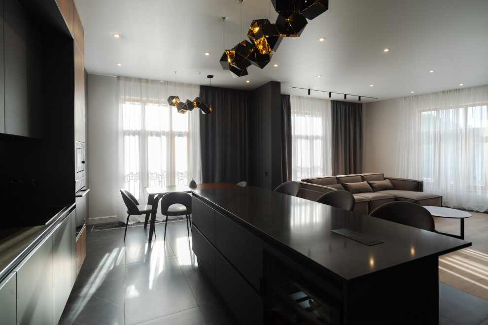 Просторная квартира в серых цветах