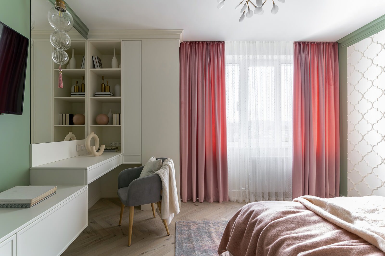 Реализованный проект квартиры в ярких тонах, г.Находка