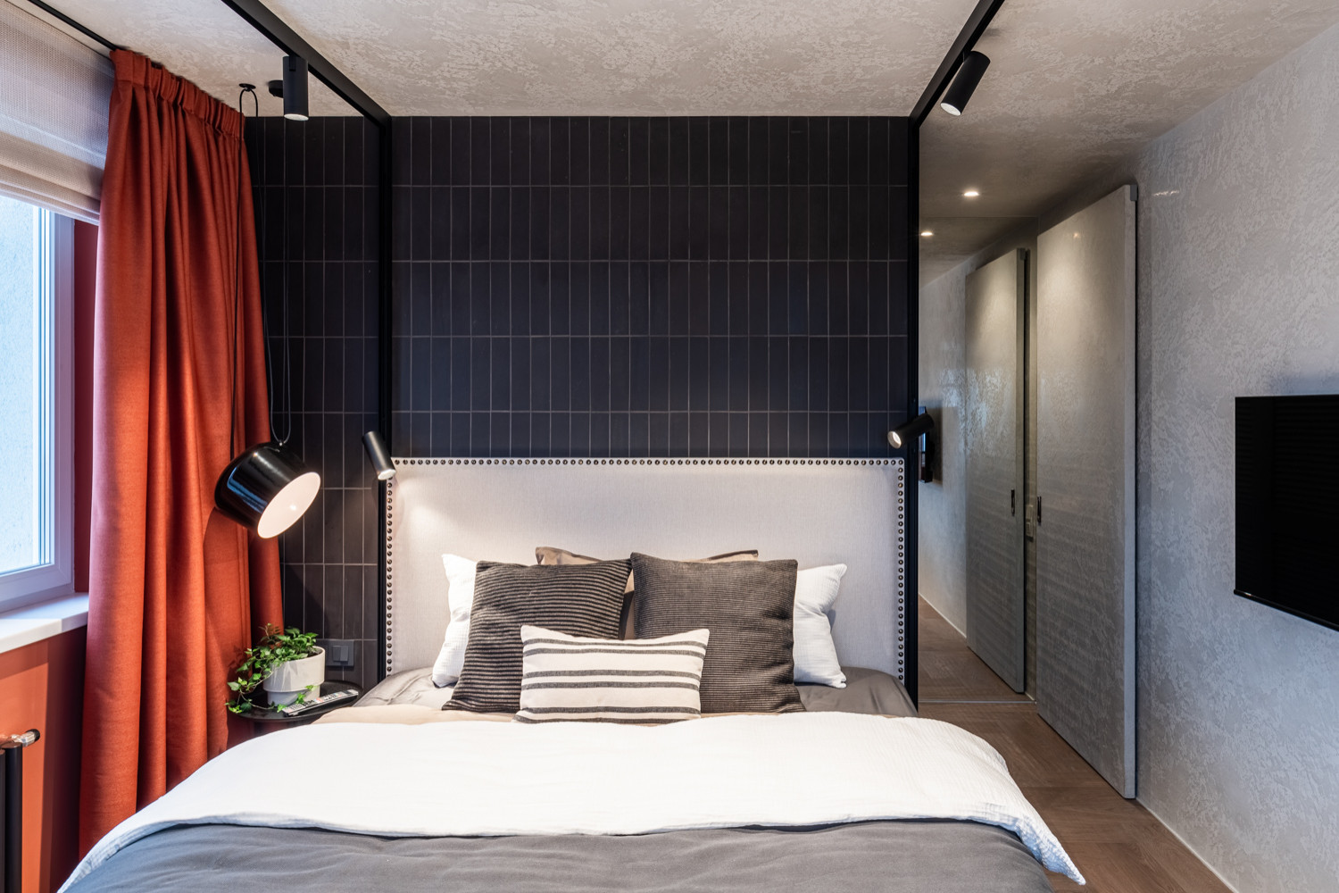 Спальня с огоньком