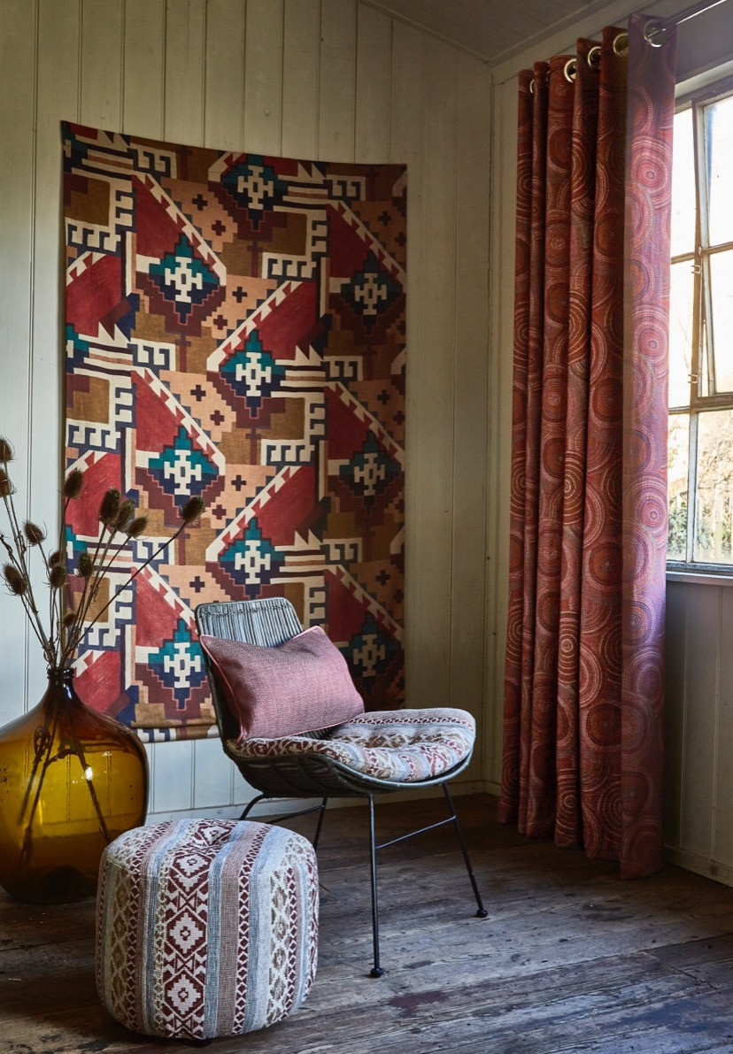 Обложка проекта: Этнический текстиль и декор