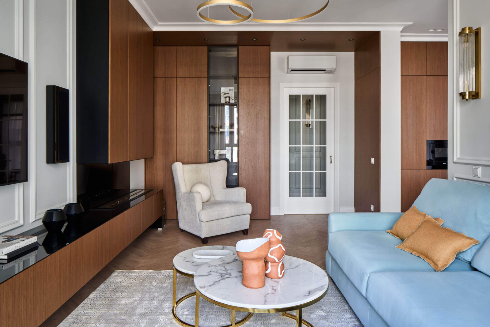 Обложка проекта: Гостиная с камином