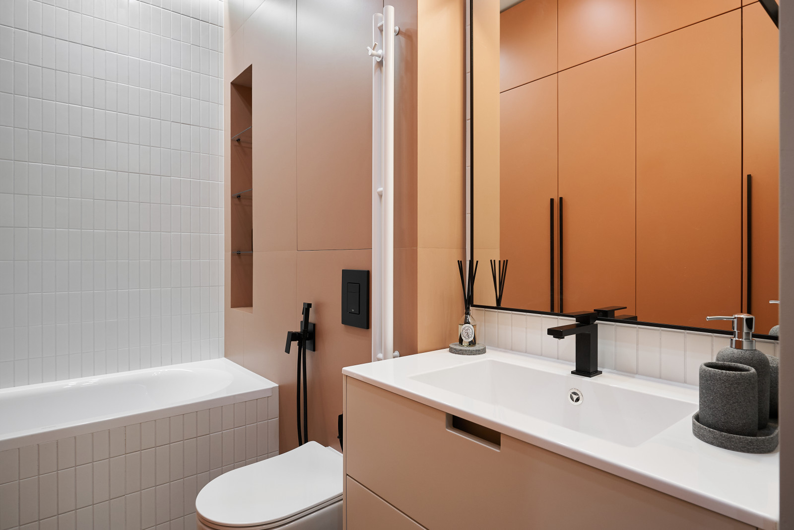 Евро 2к квартира 41 кв/м в ЖК «Headliner», г.Москва