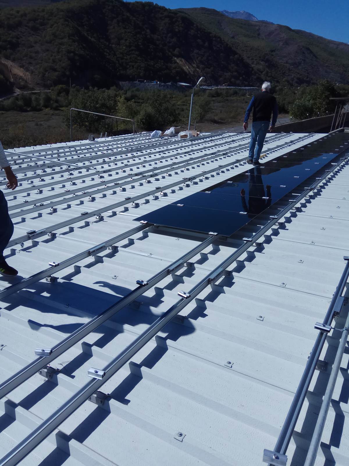 Обложка проекта: Сетевая солнечная станция для животноводческой фермы 20 кВт.