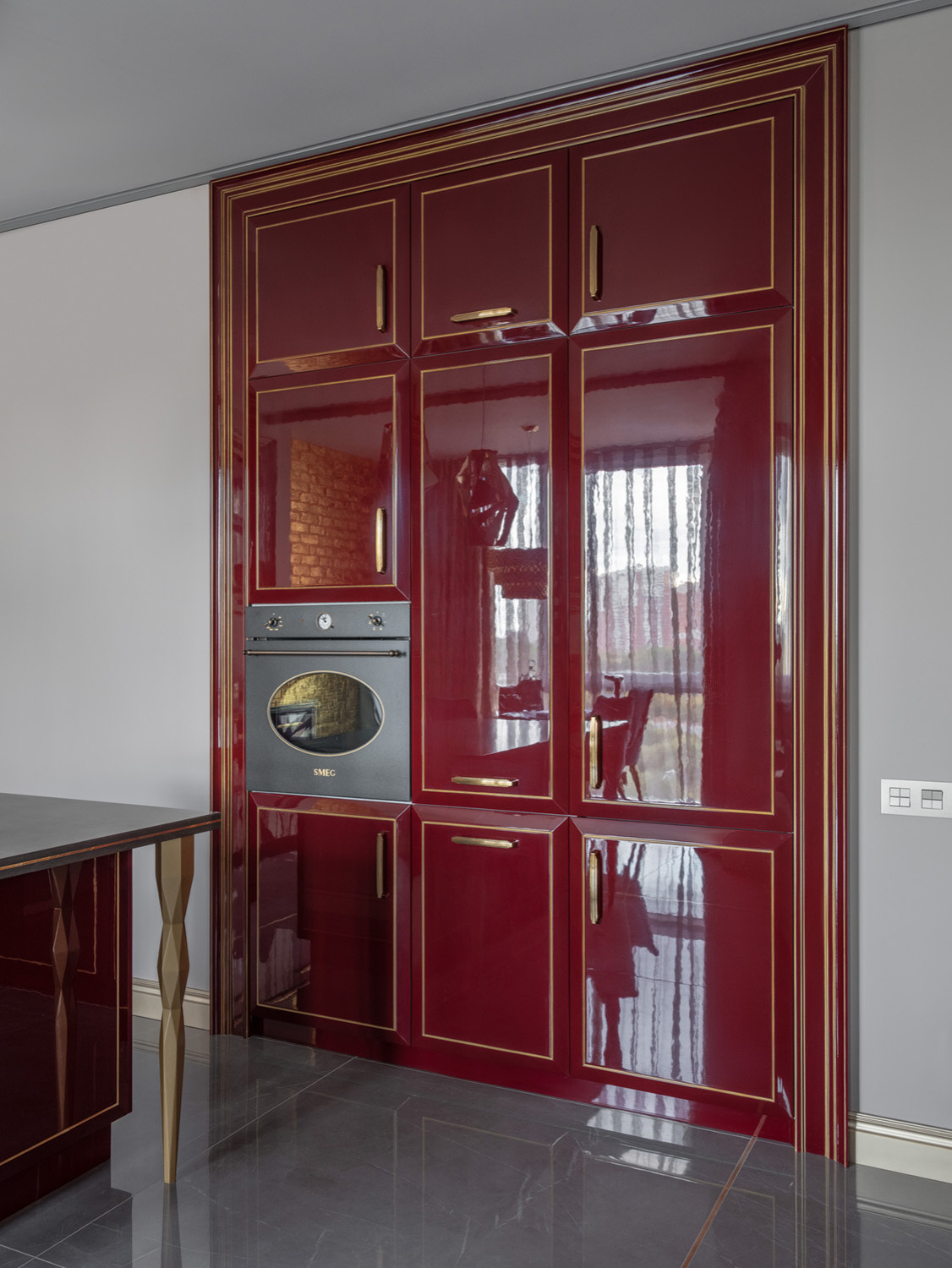 Бордовый глянец