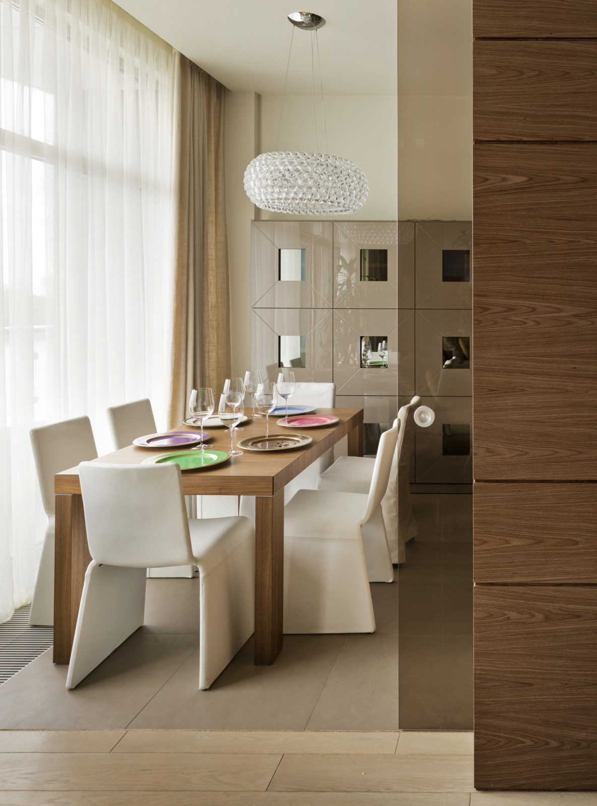 Столовая. Квартира в ЖК Город Яхт 2