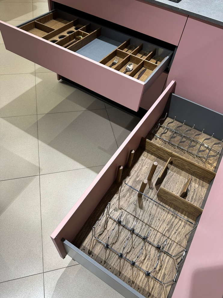 Кухонное наполнение для салона "Кухни ДРИАДА"