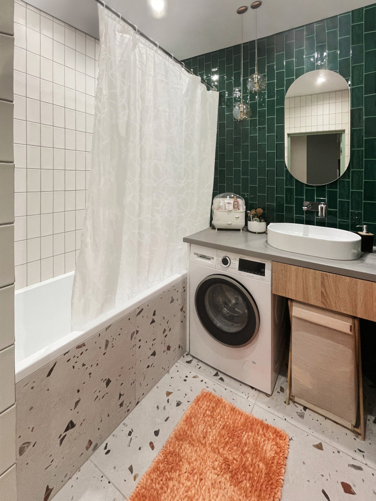 Шкатулка с изумрудами