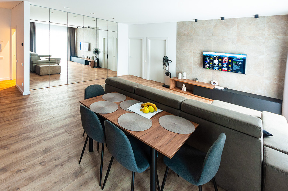 Квартира в Лаздинеляй, Вильнюс. Виниловые полы и итальянские двери