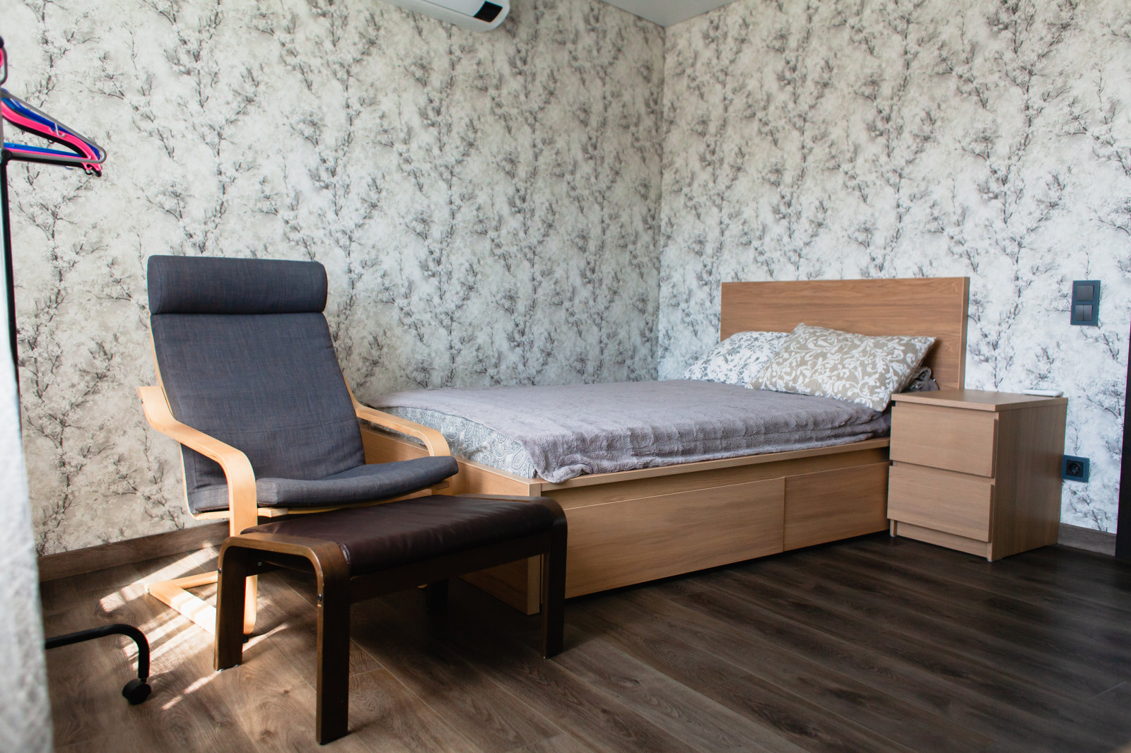 2х комнатная квартира Свиридова 14