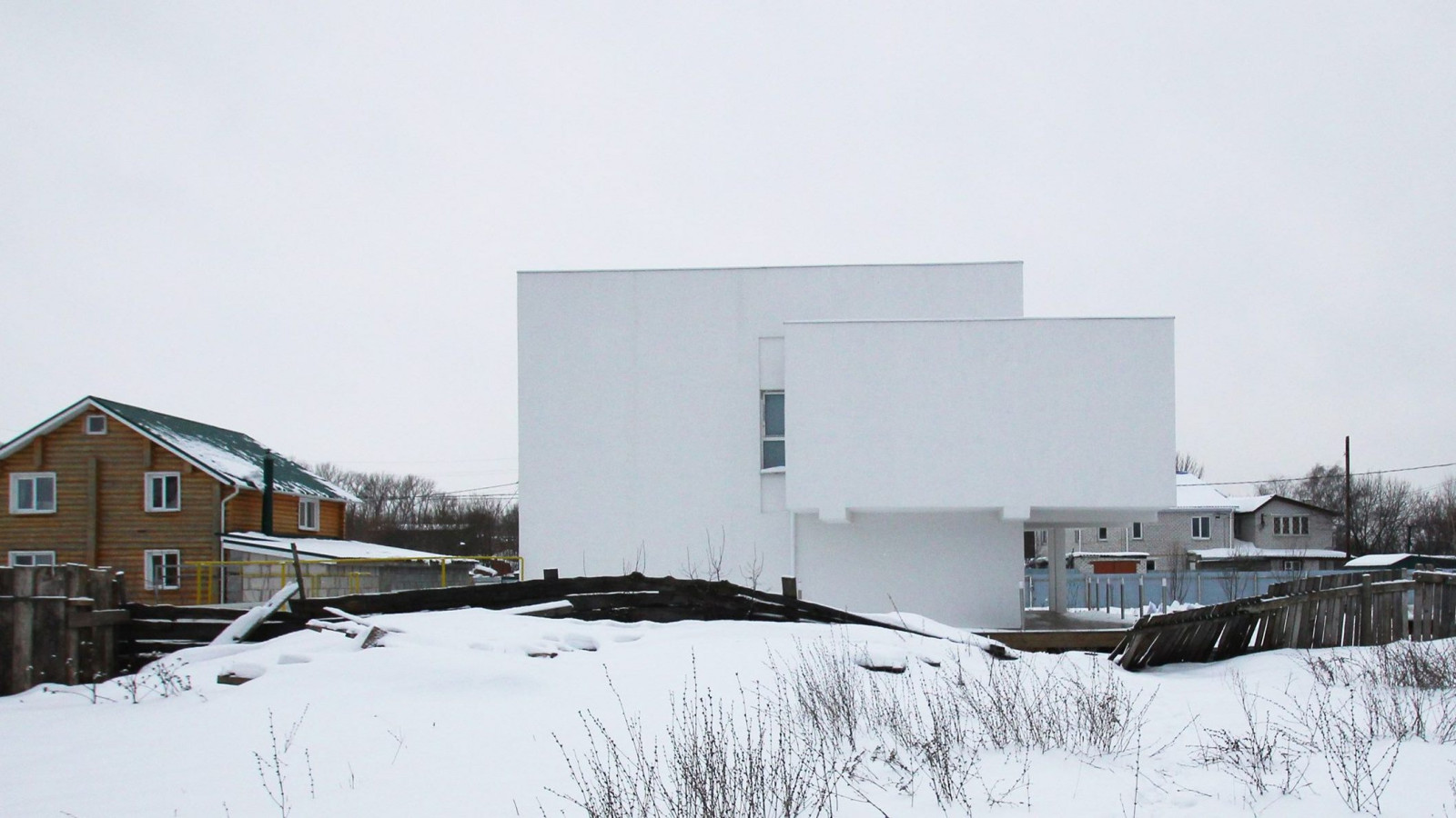 Белый дом в Новинках