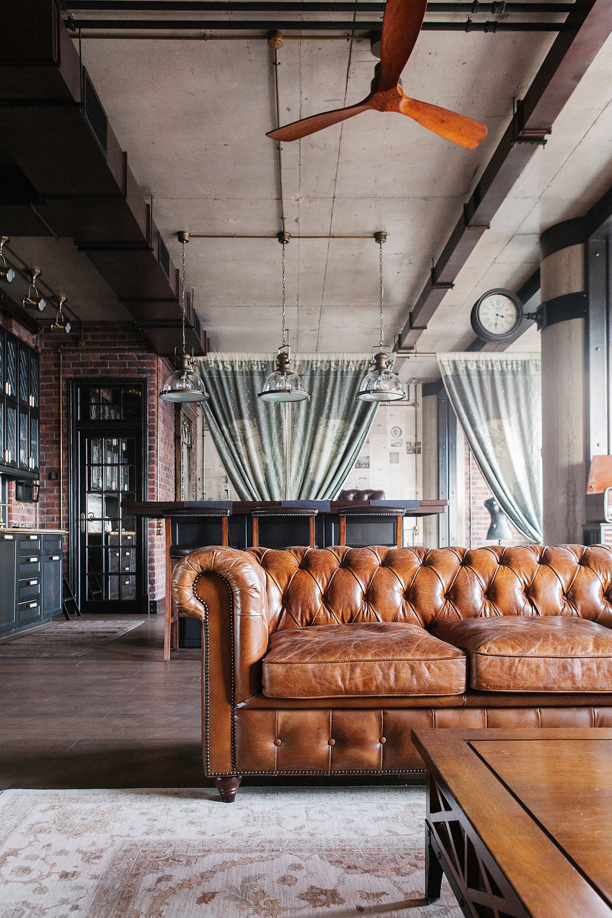 В гостях: Ретро-лофт с пожарным гидрантом