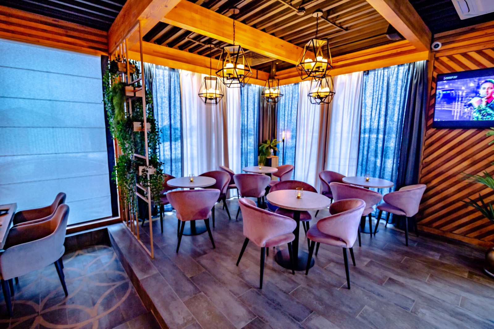 Ресторан Romanovo Steak&Wine