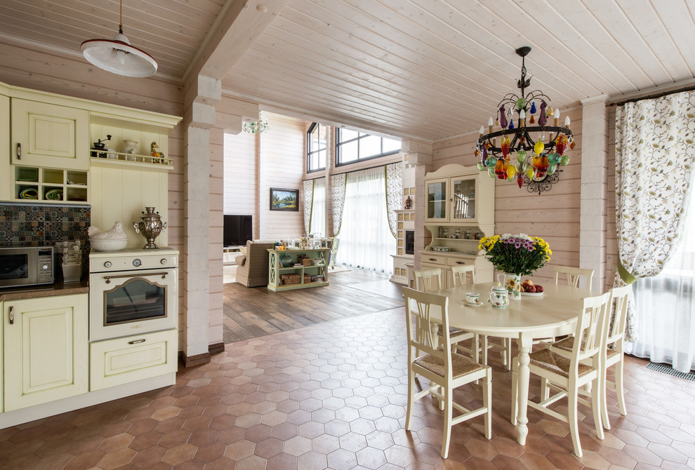 Гостиная и Кухня в Загородном доме.