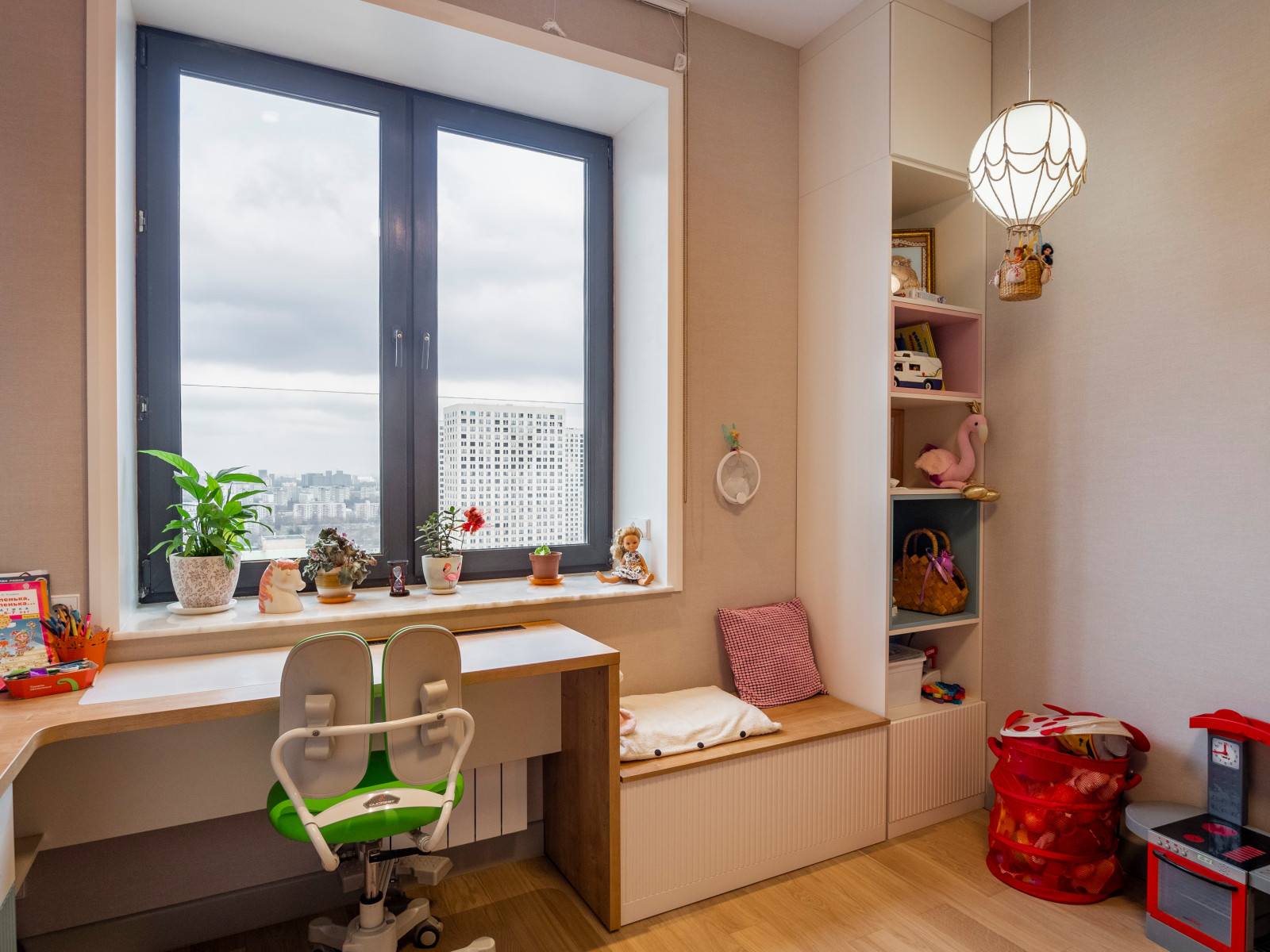 Меблировка детской комнаты для девочки 5 лет