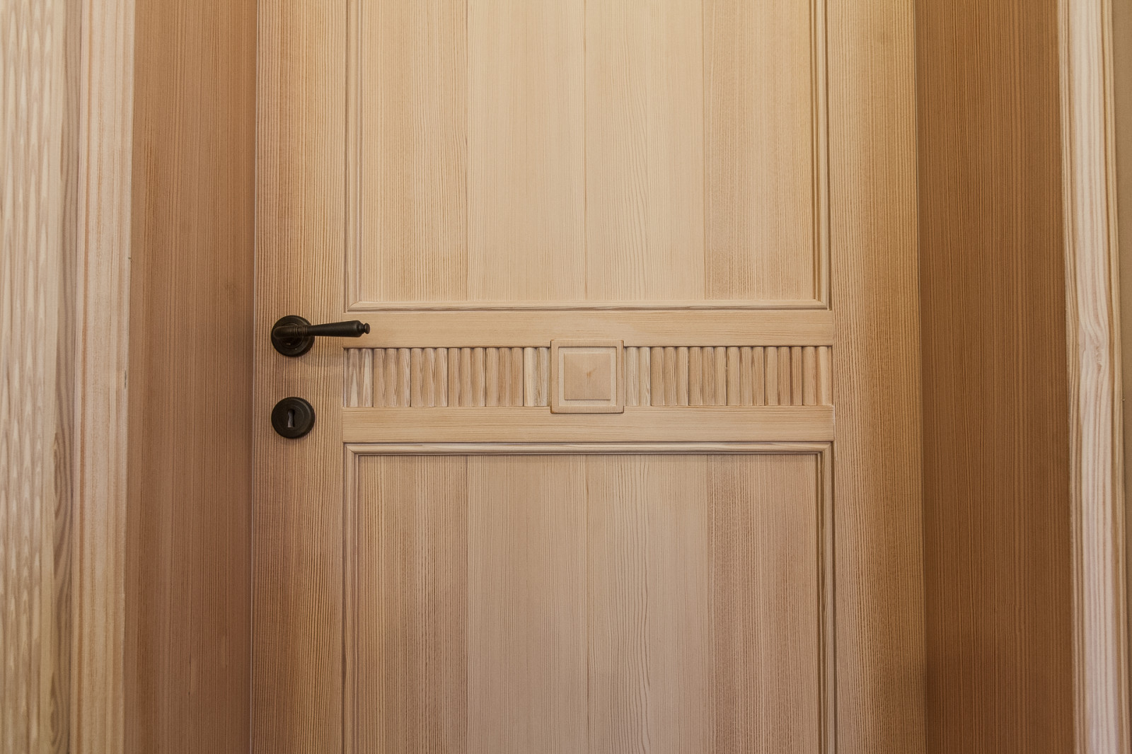 Обложка проекта: Дом на озере