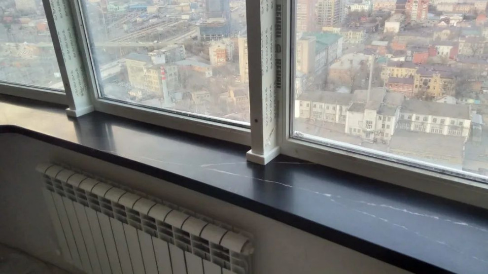 Подоконник из кварцевого агломерата