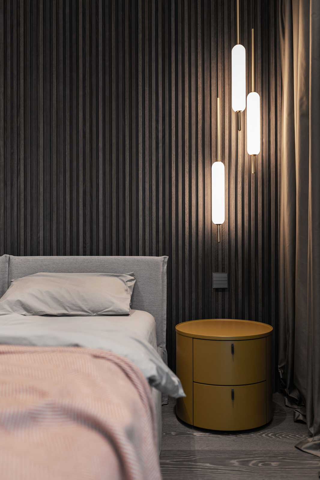 Triumph: eclectic style of stones & metals