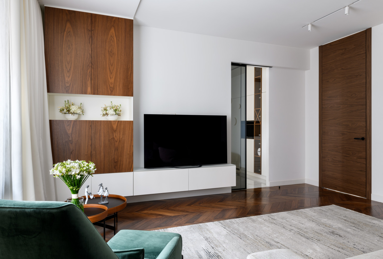 Росчерк белой кисти