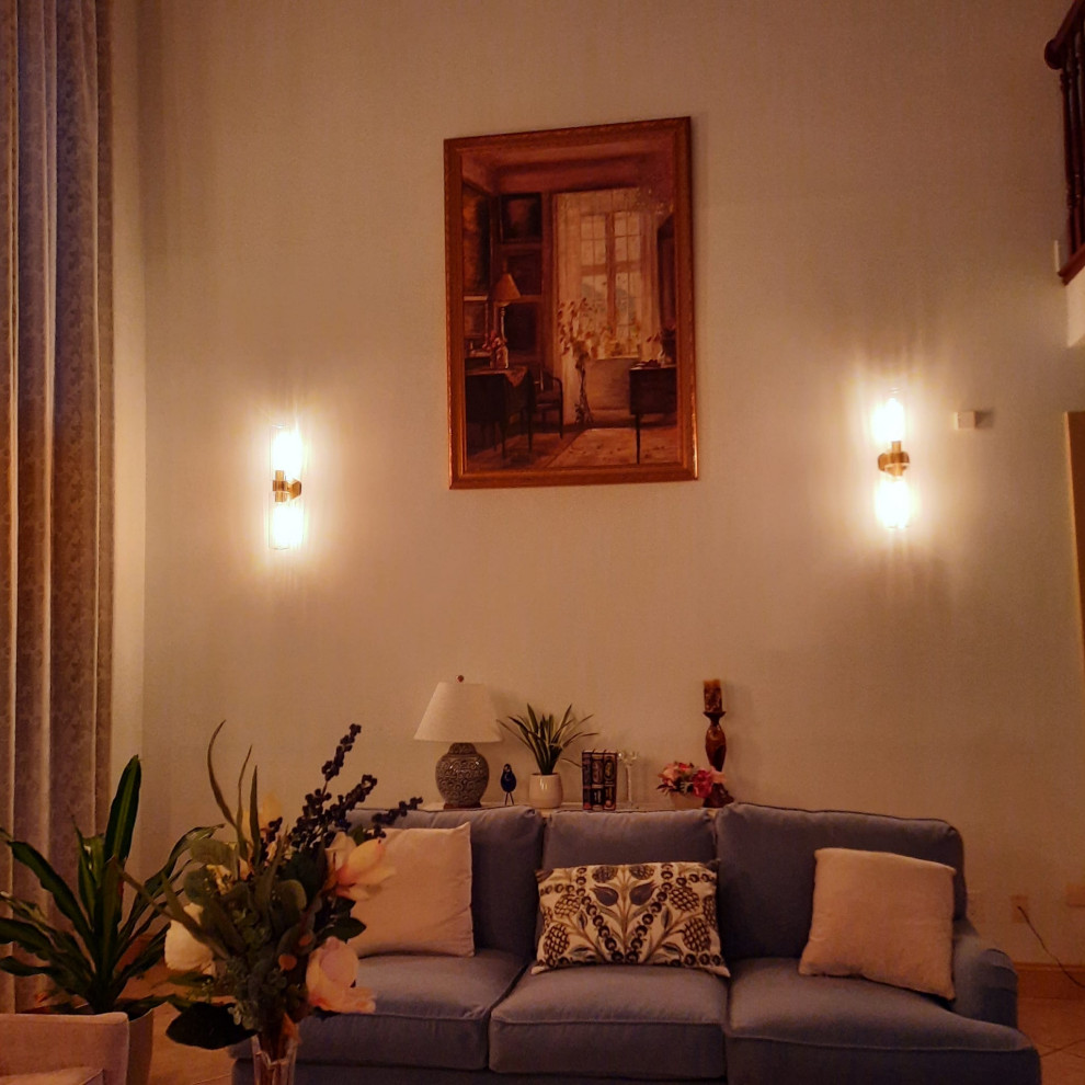 Transitional house decoration