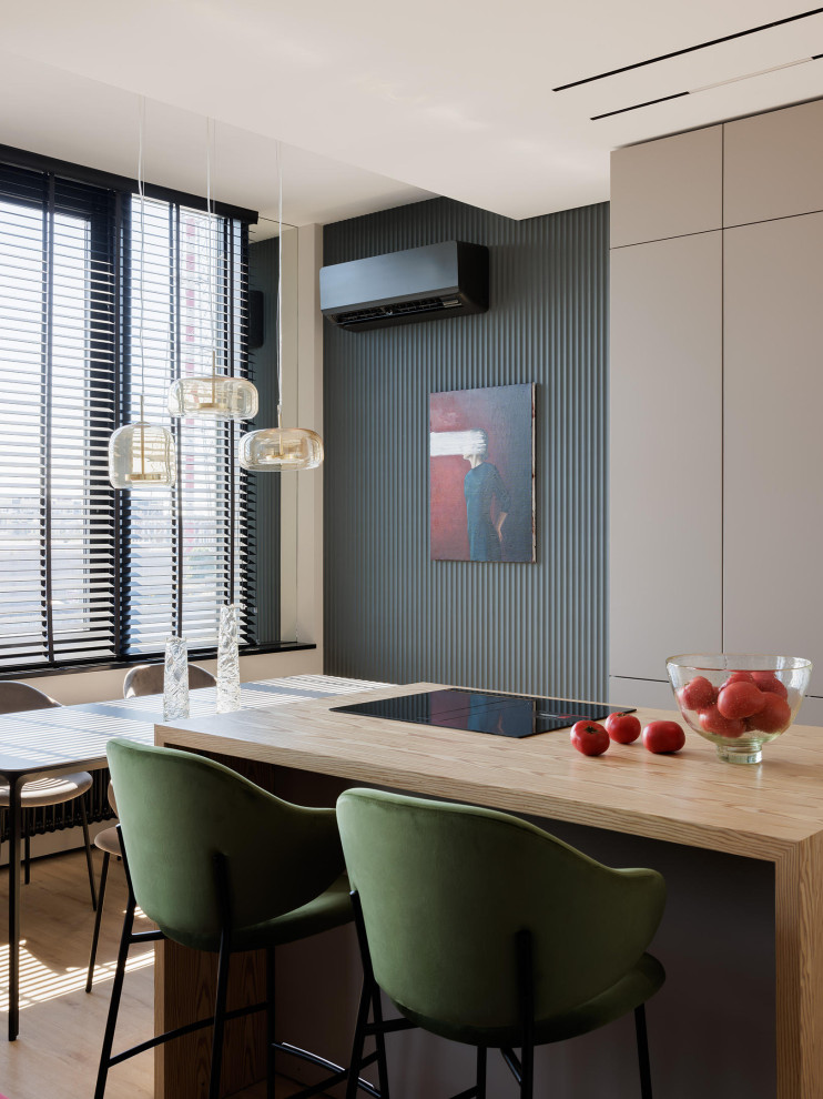 Современная квартира с бордовыми акцентами в ЖК "Притяжение" - 146 м2