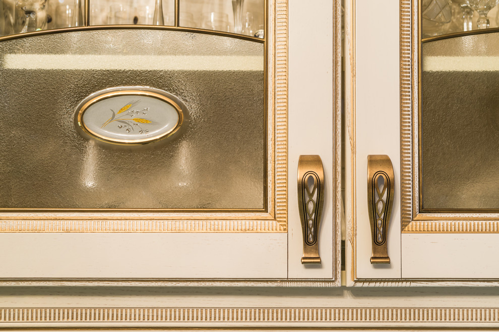 кухня классика Августа