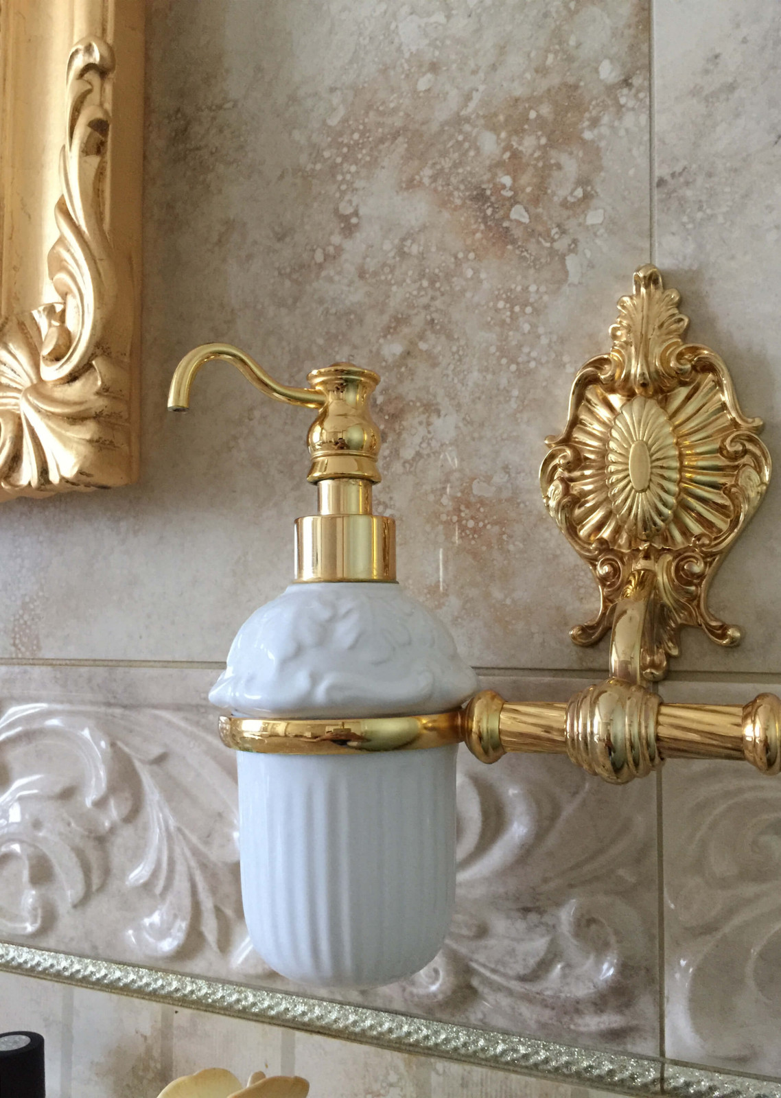 Дизайн интерьера дома в классическом стиле. Реализованный проект.